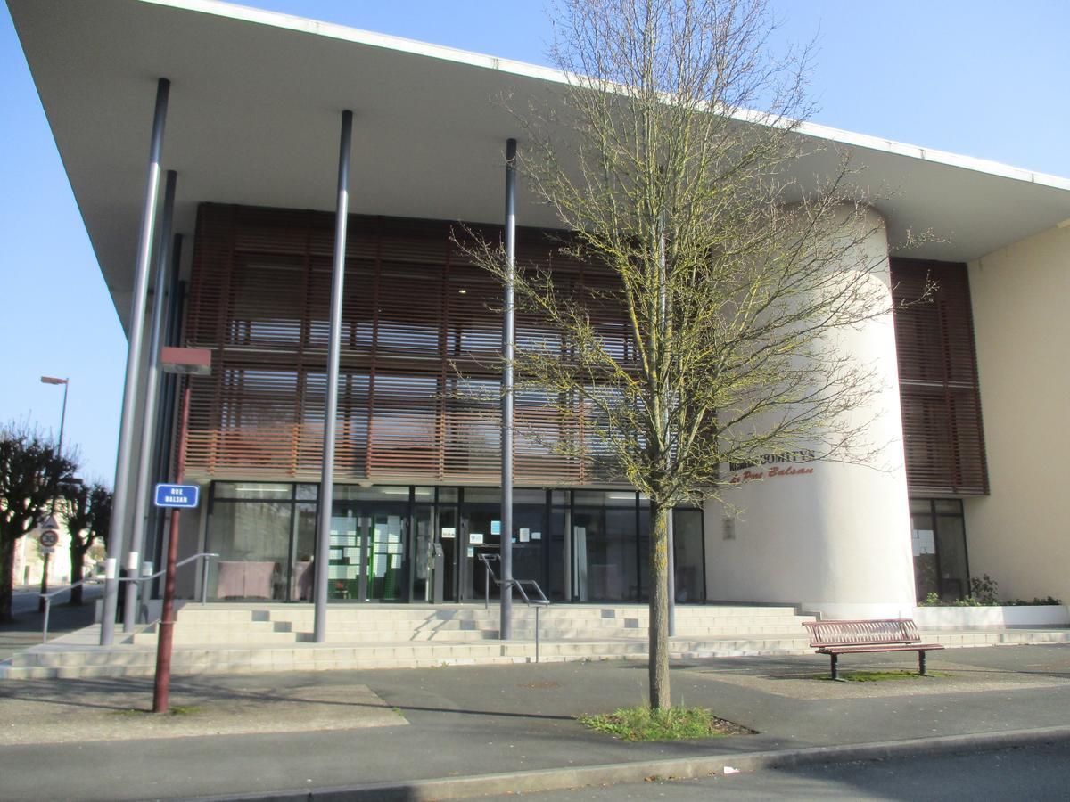 Domitys Le Parc Balsan Aparthotel Châteauroux Eksteriør bilde